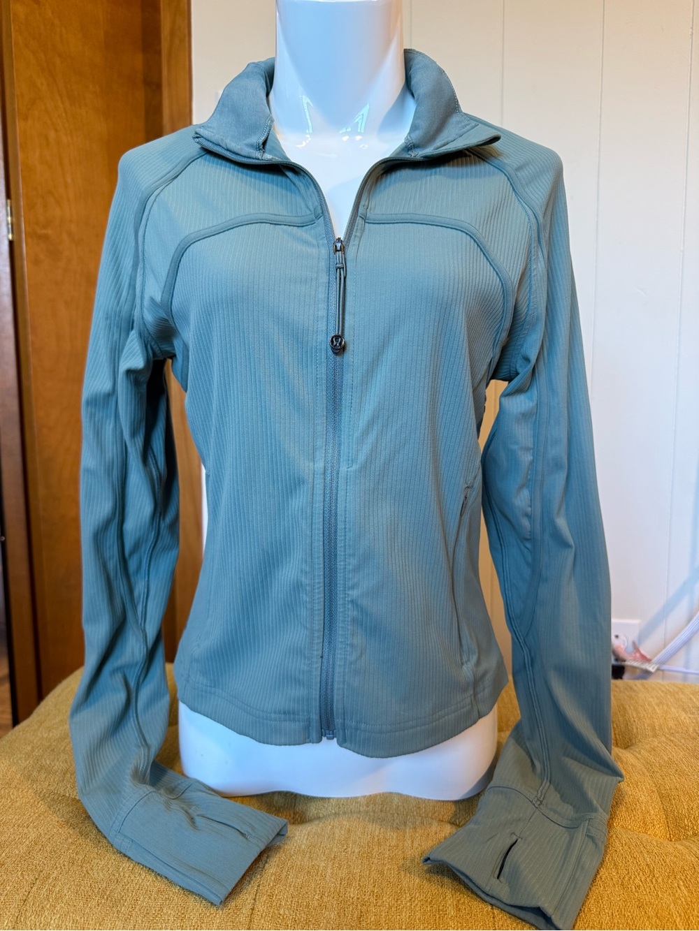 Lululemon Ribbed Nulu Cropped Define Jacket Tidewater Teal Size 10